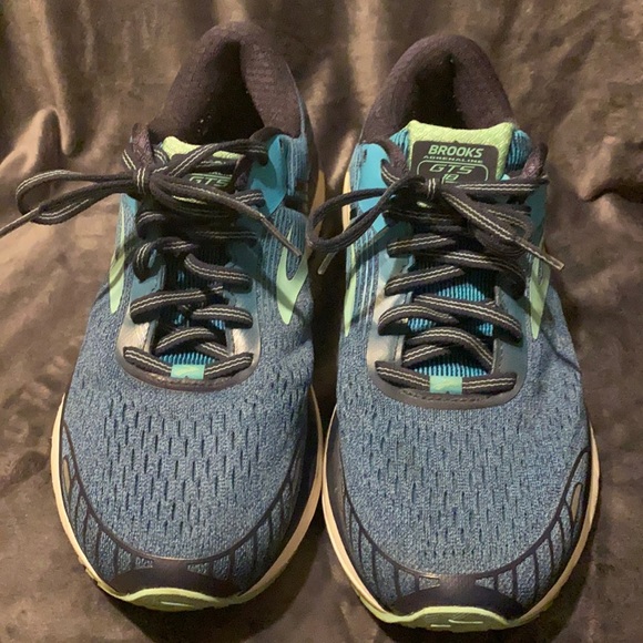 ✨✨Women’s brooks shoes size 11 ✨✨ - Picture 1 of 8